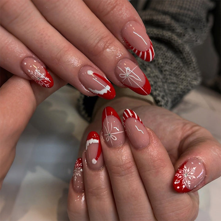 Artificial nail set with festive winter motifs and elegant accents Kalsten