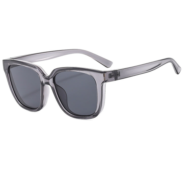 Women's sunglasses in a modern, square design with polarized lenses Kalsten