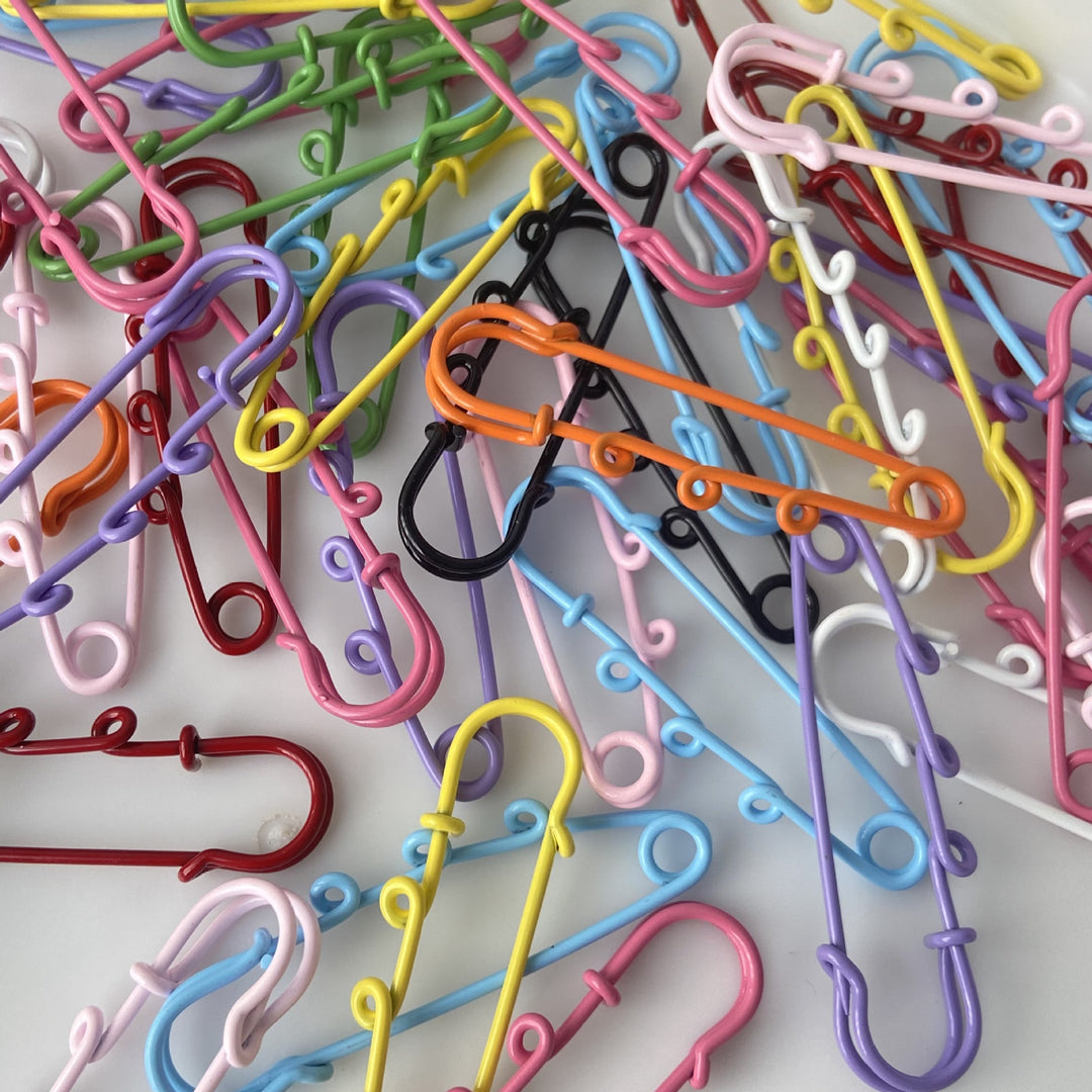 Decorative Safety Pin Brooch Kalsten