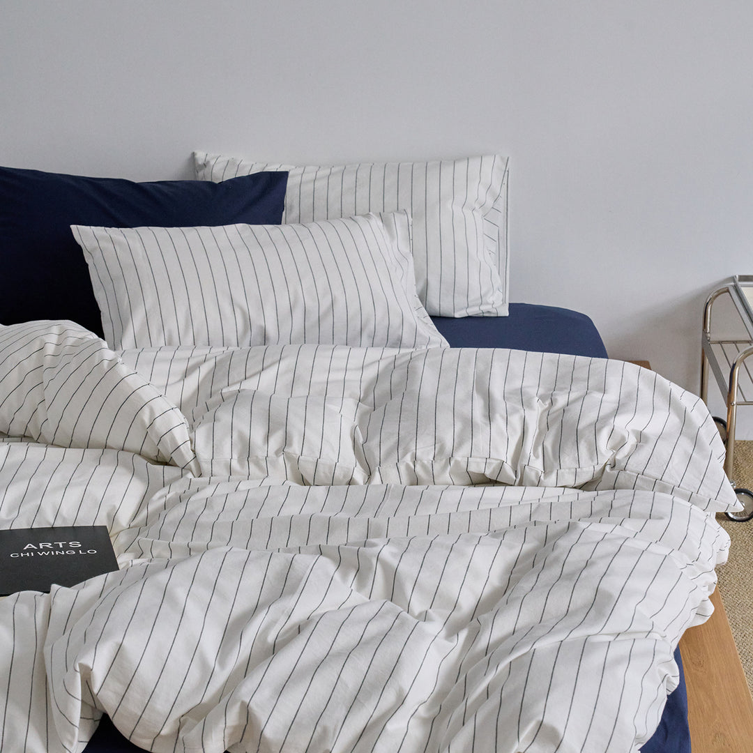 Striped bedding set made of cotton-linen with concealed zipper
