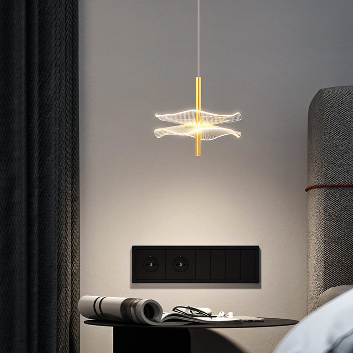Elegant Wave Pendant Light