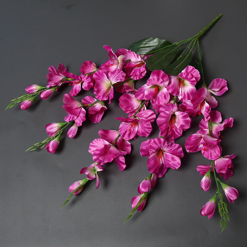 Lifelike Decorative Floral Spray