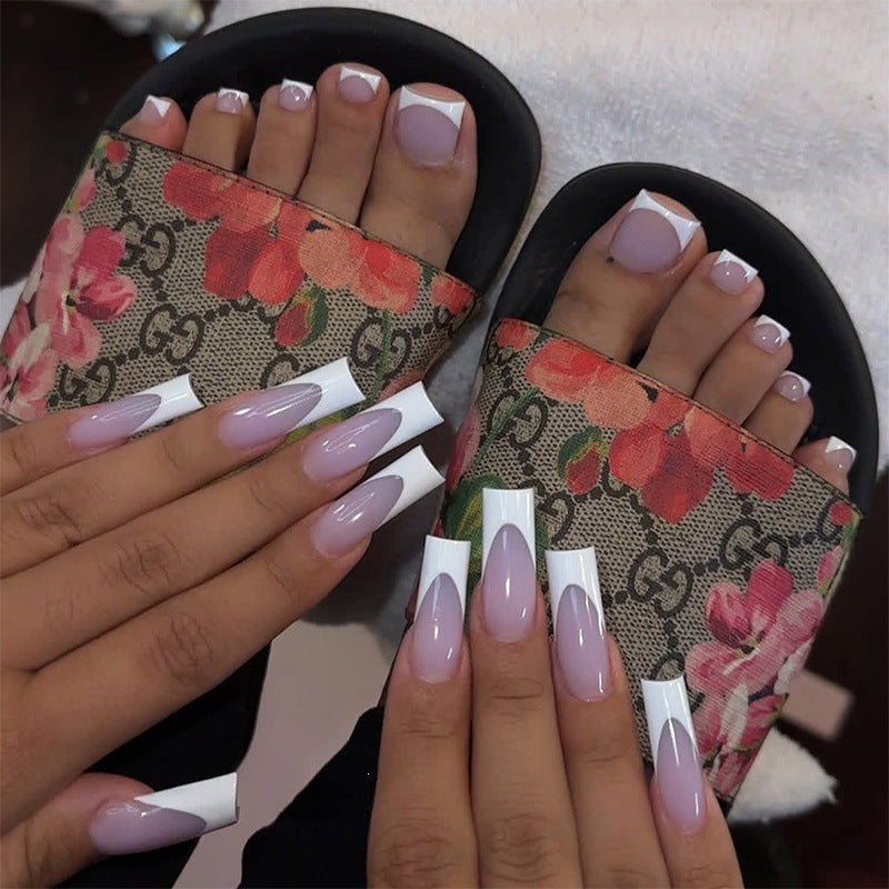 Art Nail Set with Elegant French Tip Design Kalsten
