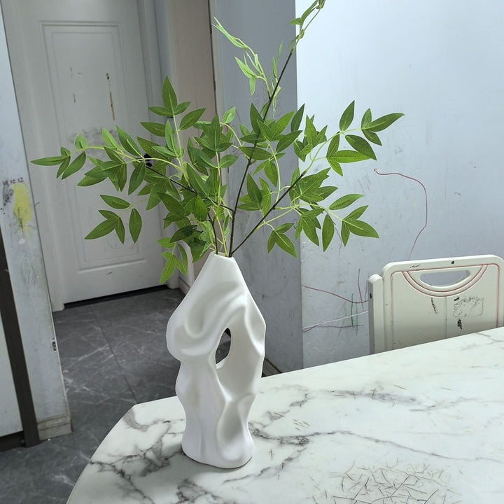 Artistic Decorative Vase Kalsten