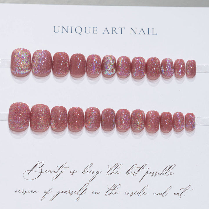 Shimmering Press-On Nail Art Set