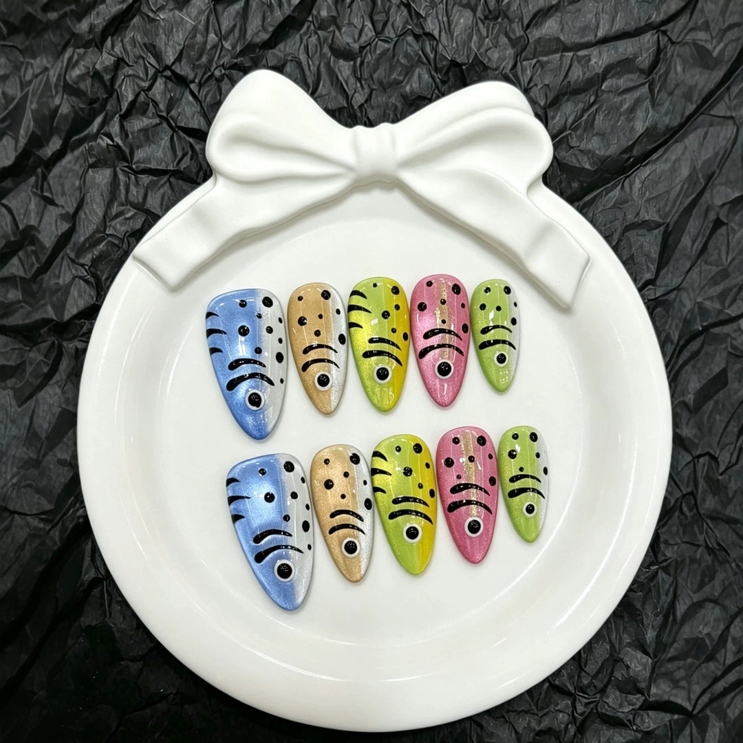 Artistic Press-On Nail Set with Unique Patterns