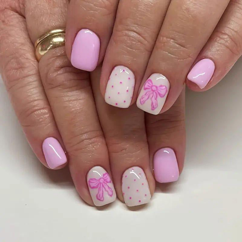 Artistic Winter-Themed Nail Art Kalsten