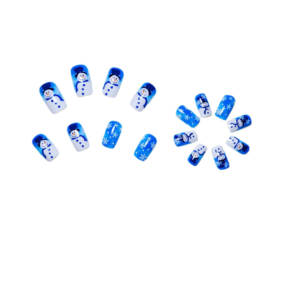 Festive Winter-Themed Nail Art Kalsten
