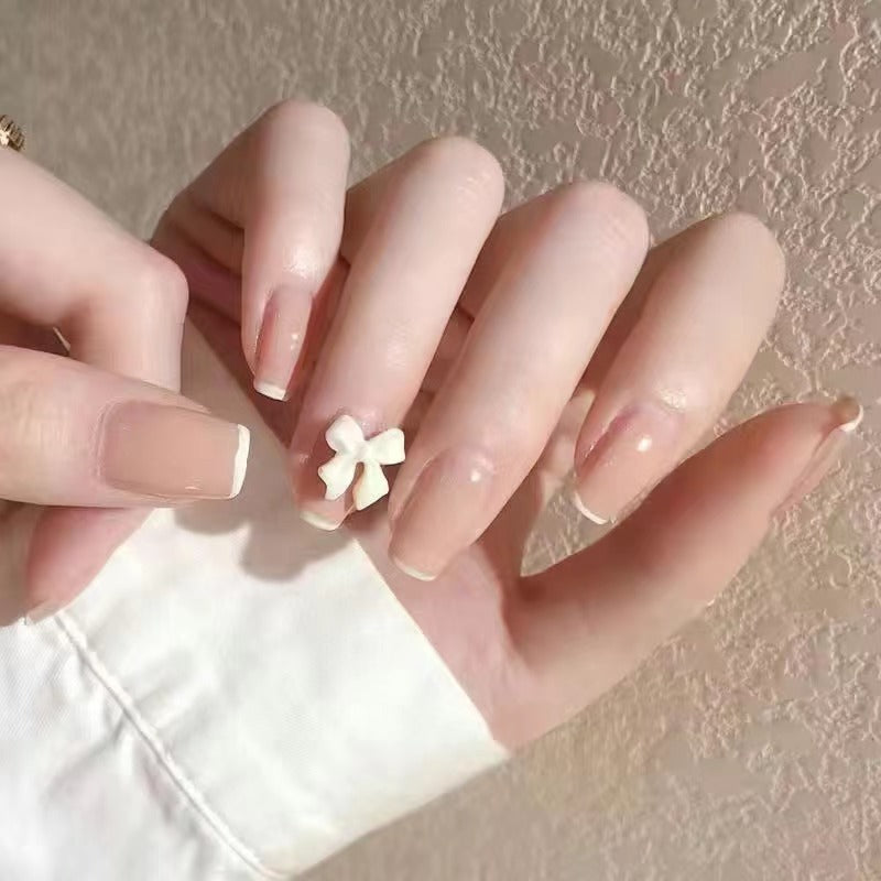 Elegant artificial nails with floral accents Kalsten