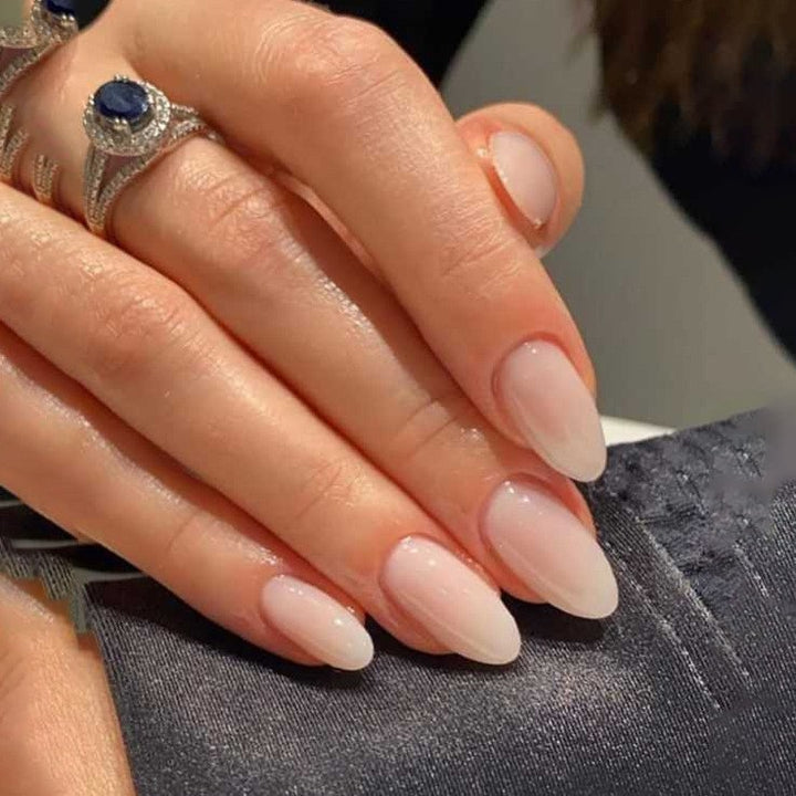 Artificial nail set with luxurious crystal embellishments Kalsten