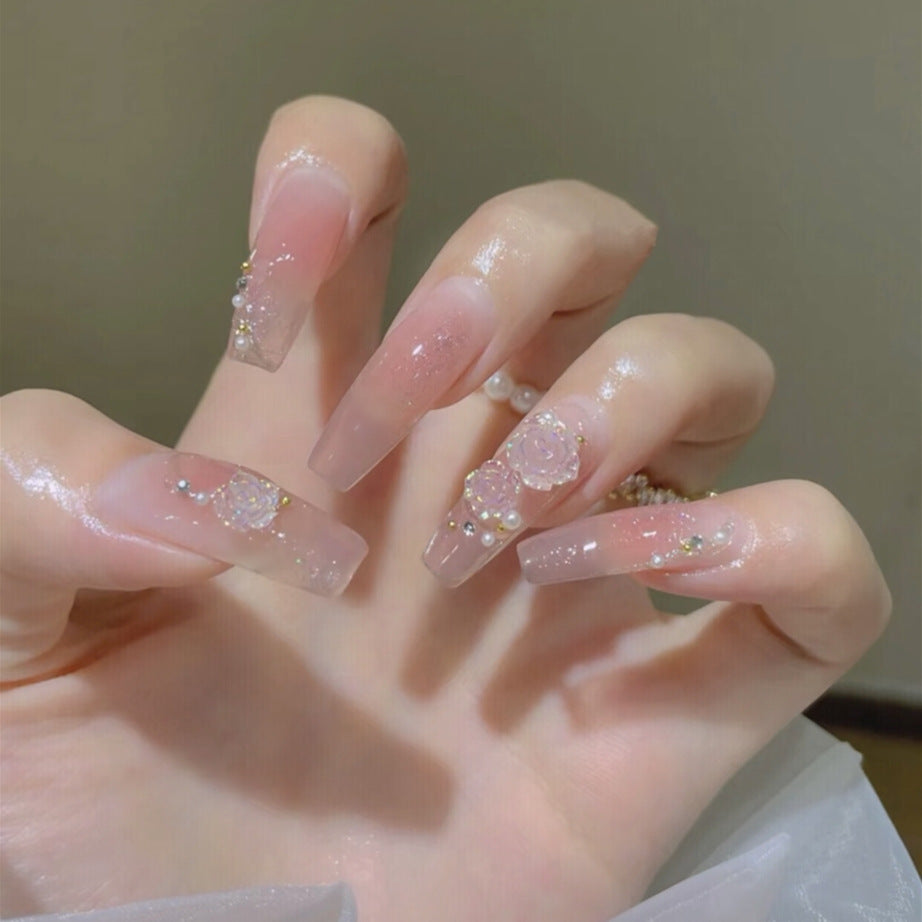 Decorative Floral Press-On Nail Art Set Kalsten