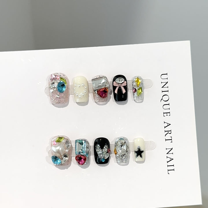 Glamorous Rhinestone-Decorated Press-On Nail Set