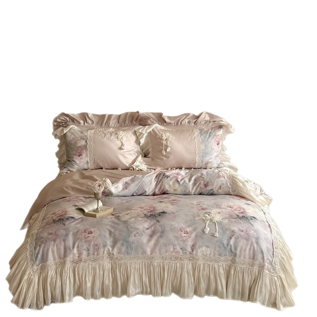 Satin bedding set with floral print, ruffles and lace trim