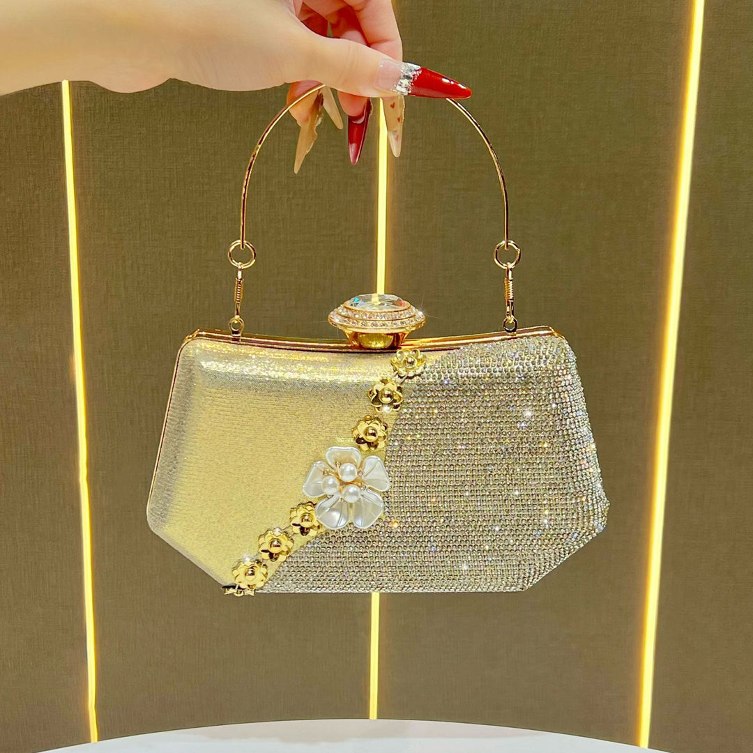 Glamorous Rhinestone-Embellished Clutch Purse