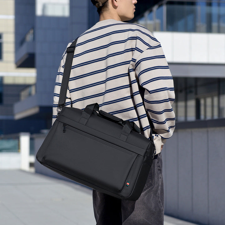 Travel-Friendly Multi-Pocket Duffel Bag Kalsten