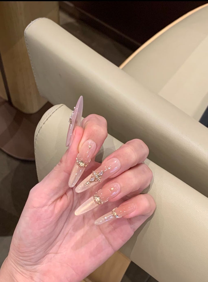 Stylish and Elegant Nail Extensions