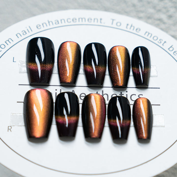 Elegant Press-On Nail Art Set with Gradient Finish