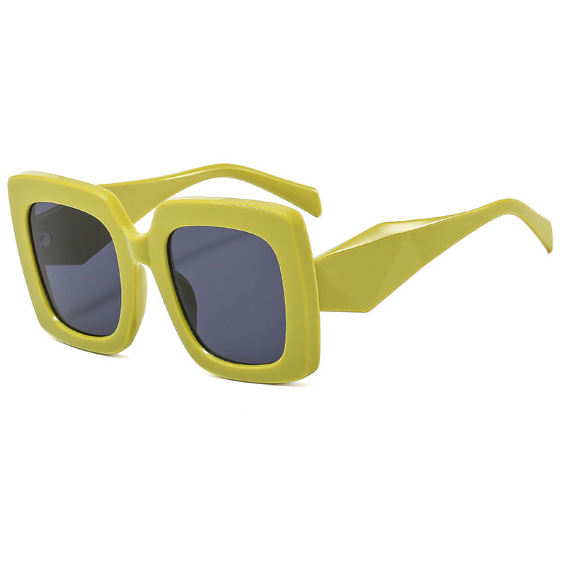 Ladies stylish sunglasses with distinctive frame Kalsten
