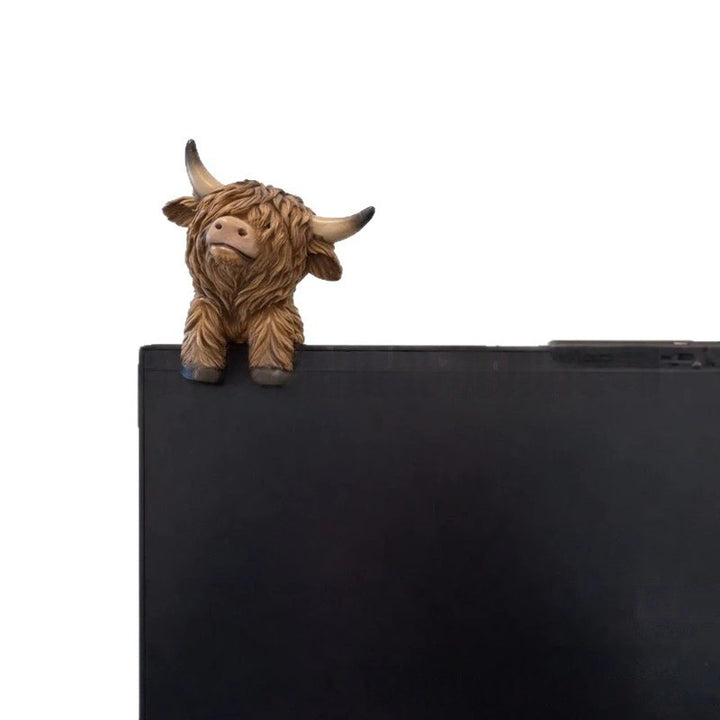 Highland Cow Dashboard Figurine Kalsten