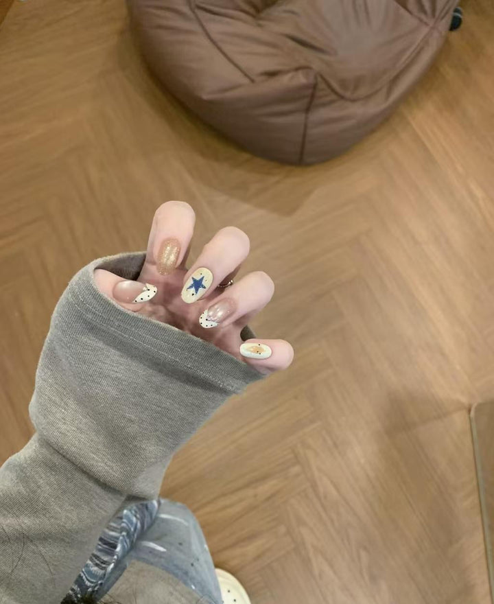 Decorative Themed Press-On Nail Art
