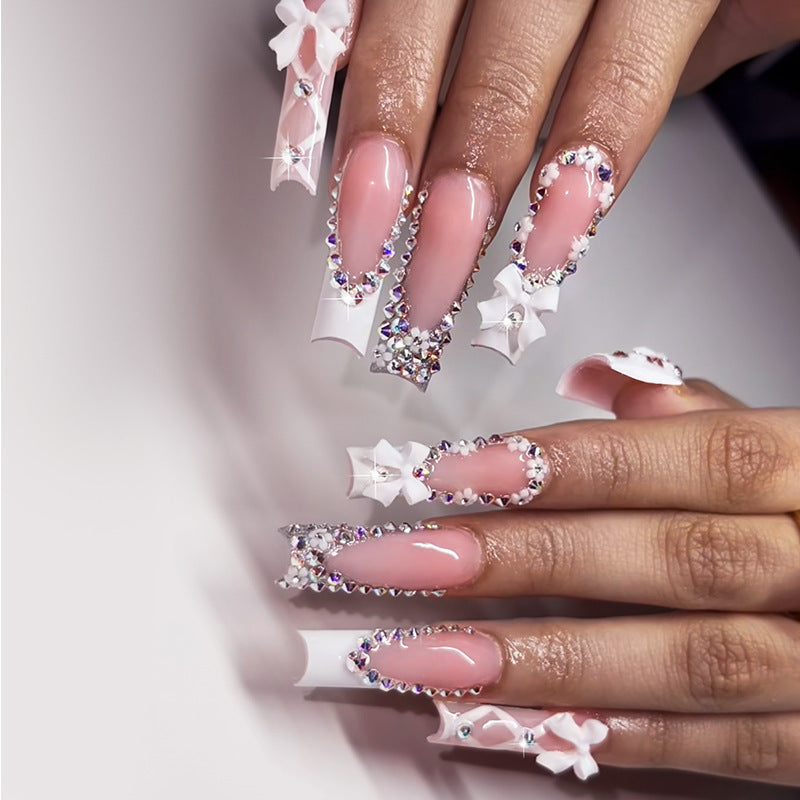 Shiny and creative nail art Kalsten