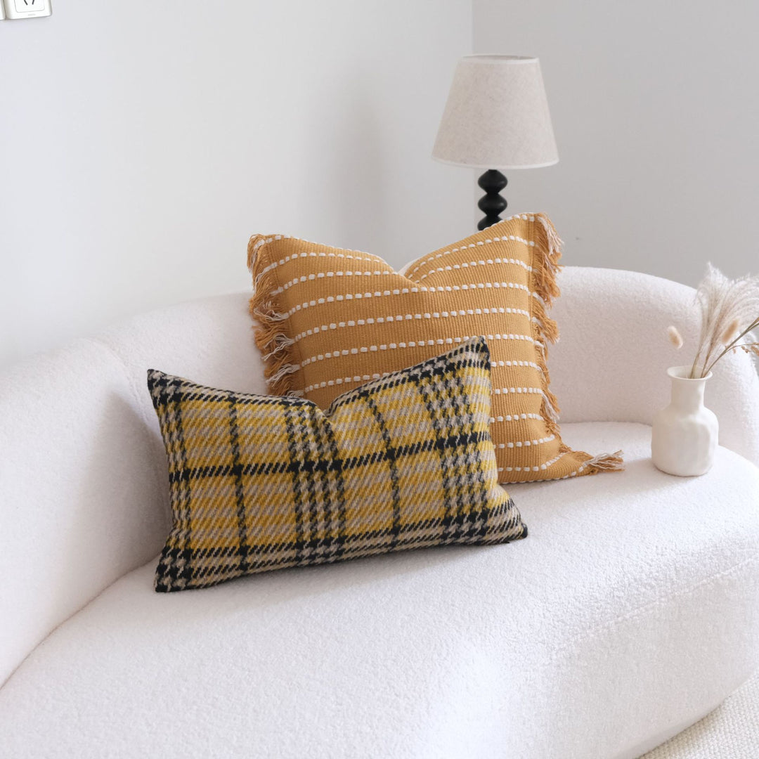 Plaid Pattern Decorative Cushion