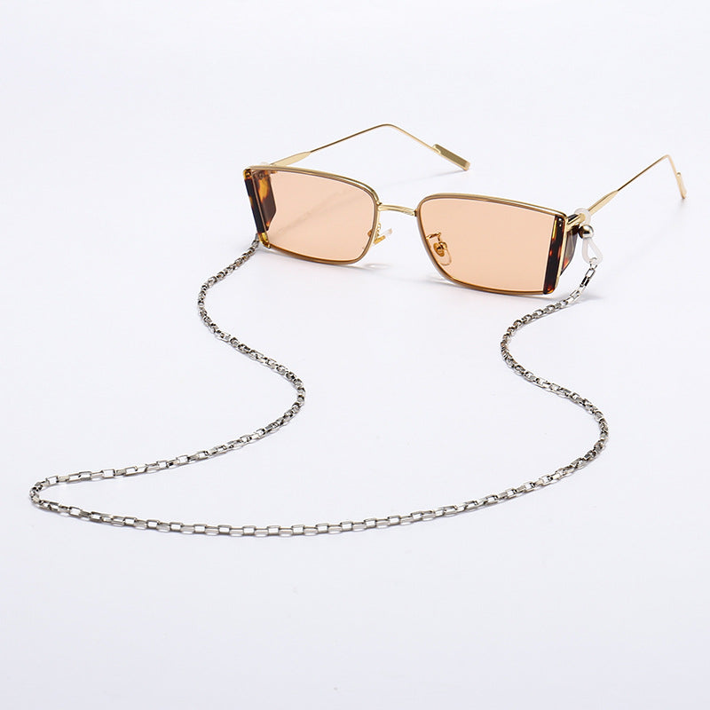 Fashionable Eyewear with Stylish Chain Kalsten