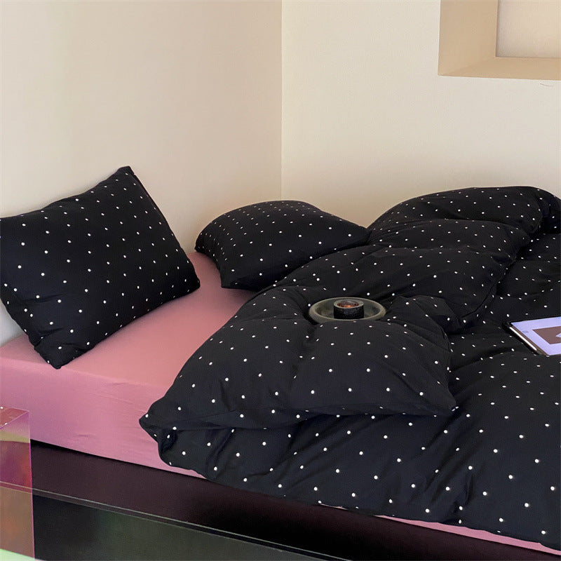Fluffy cotton bedding set with nostalgic rocking horse pattern