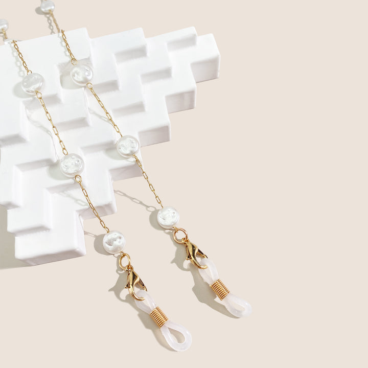 Elegant Pearl-Linked Eyewear Chain Kalsten