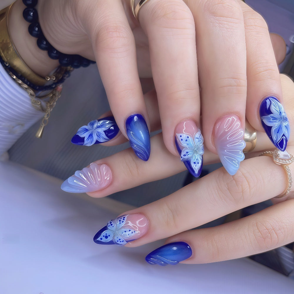 Artificial nails in modern floral design Kalsten