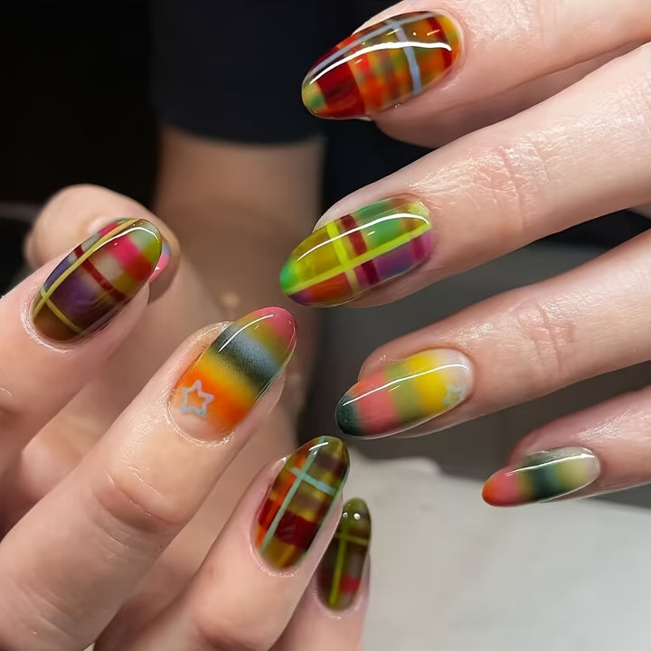 Creative artificial nails with striking plaid pattern Kalsten