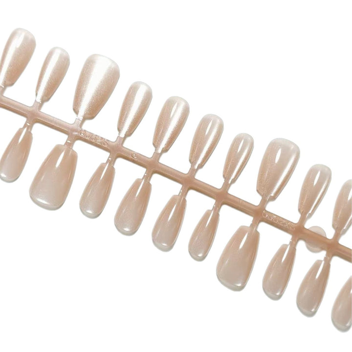High-Quality Artificial Nails in Timeless Nude Look Kalsten