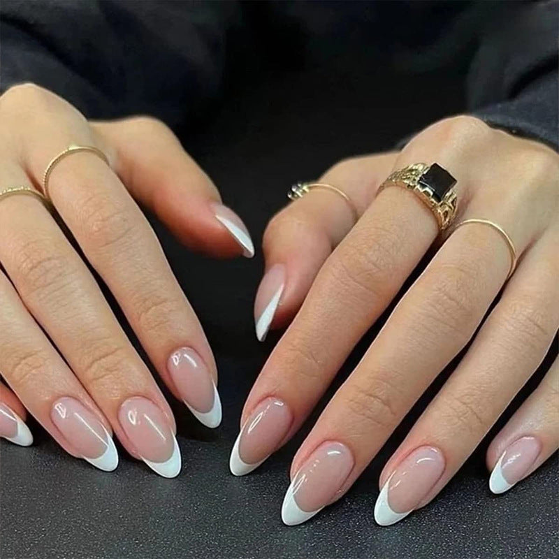 Artificial nail set with elegant pointed shapes Kalsten