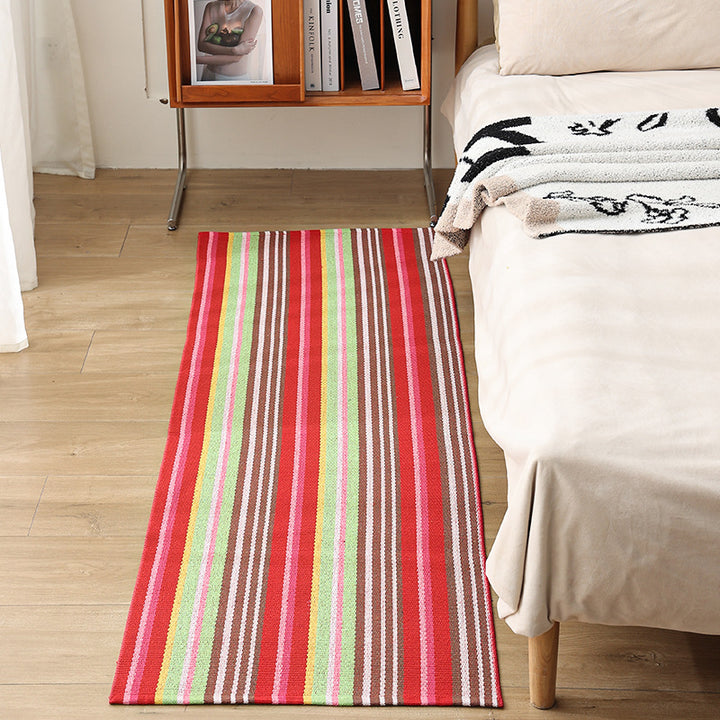 Flat runner rug made of cotton blend with checked woven structure