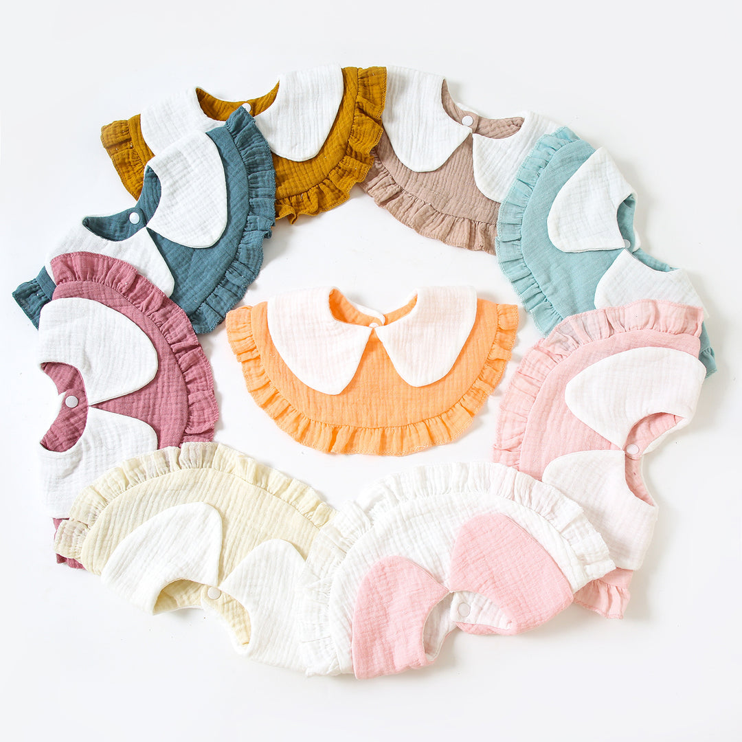Ruffled Muslin Baby Bib kalsten
