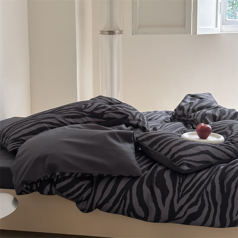 Dotted bedding set made of cotton satin with an extra soft touch