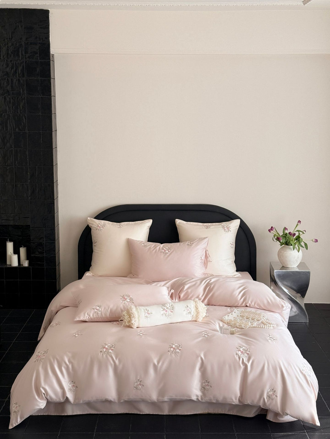 Satin bed linen set with floral hand embroidery and silky shiny finish Kalsten