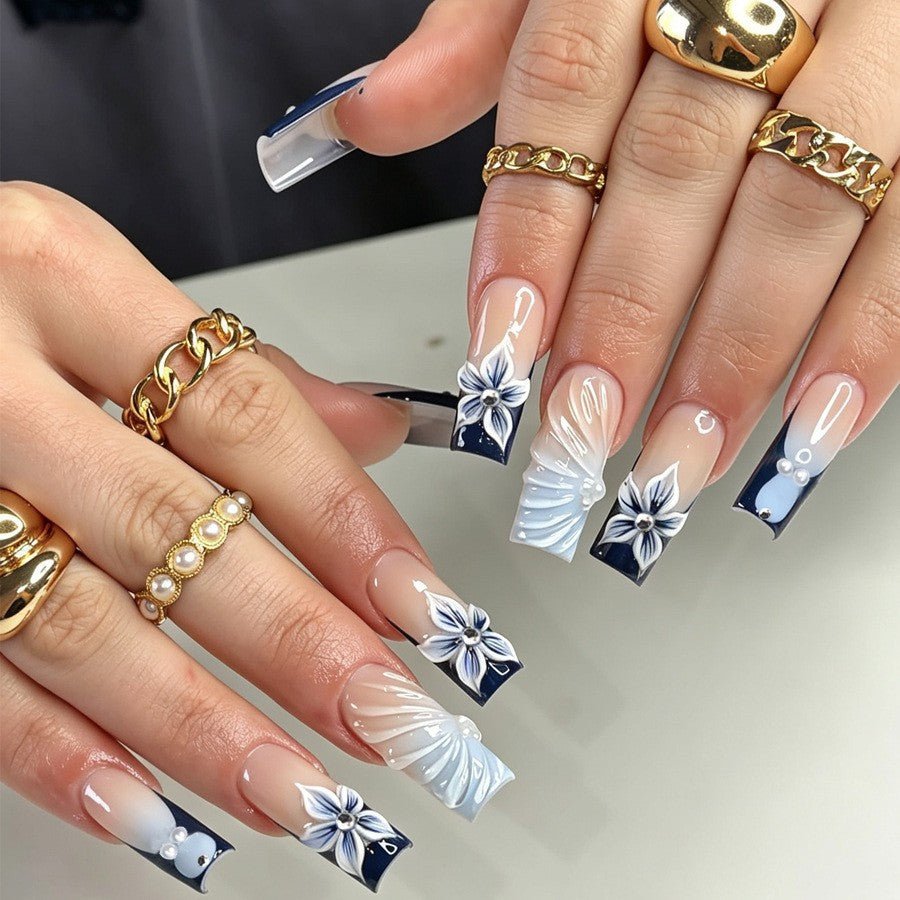 Artificial nail set with floral and elegant decorations Kalsten