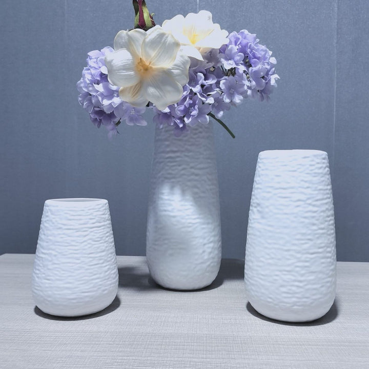 Textured Contemporary Ceramic Vase Kalsten