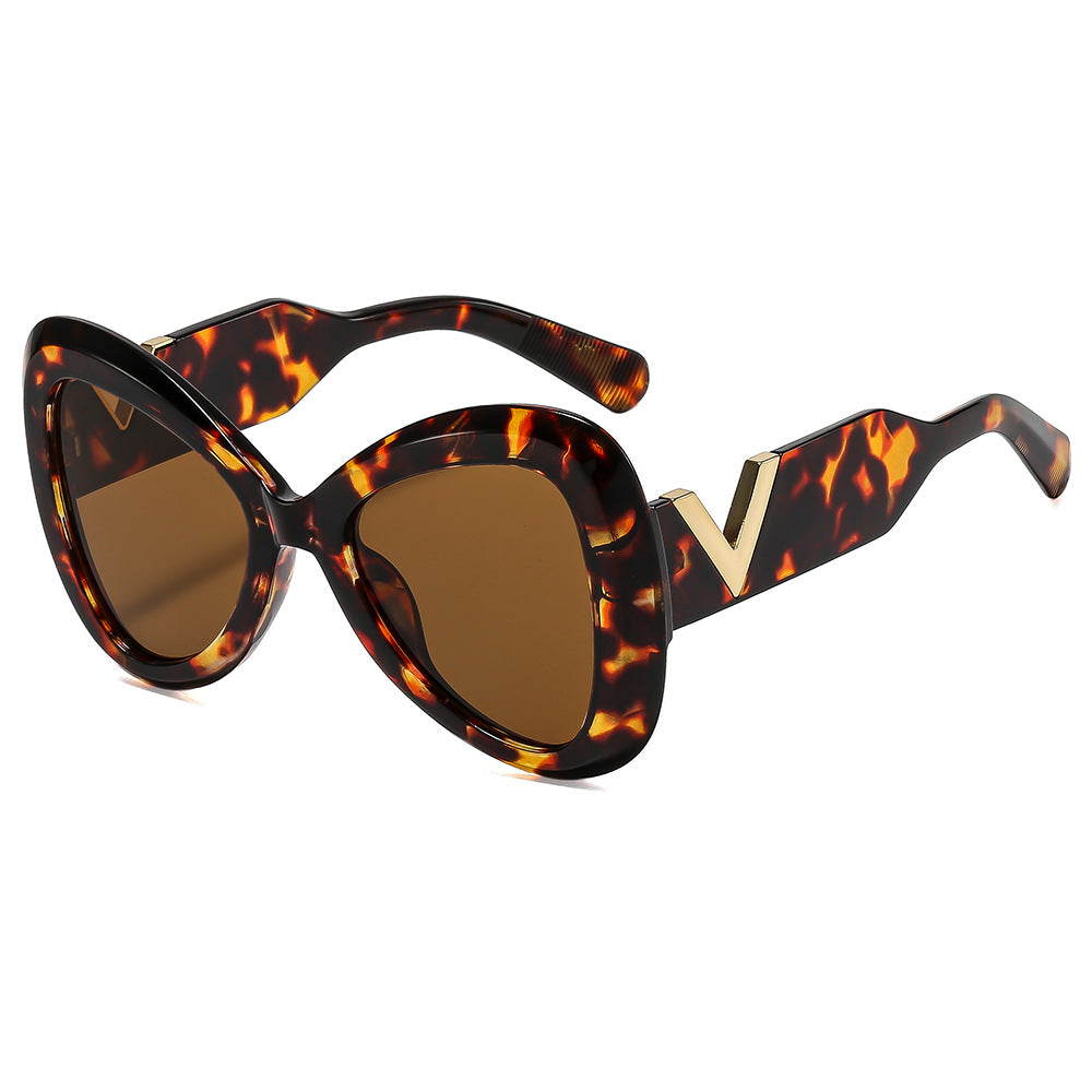 Women Cat-Eye Sunglasses with Luxurious Frame and Mirrored Lenses Kalsten