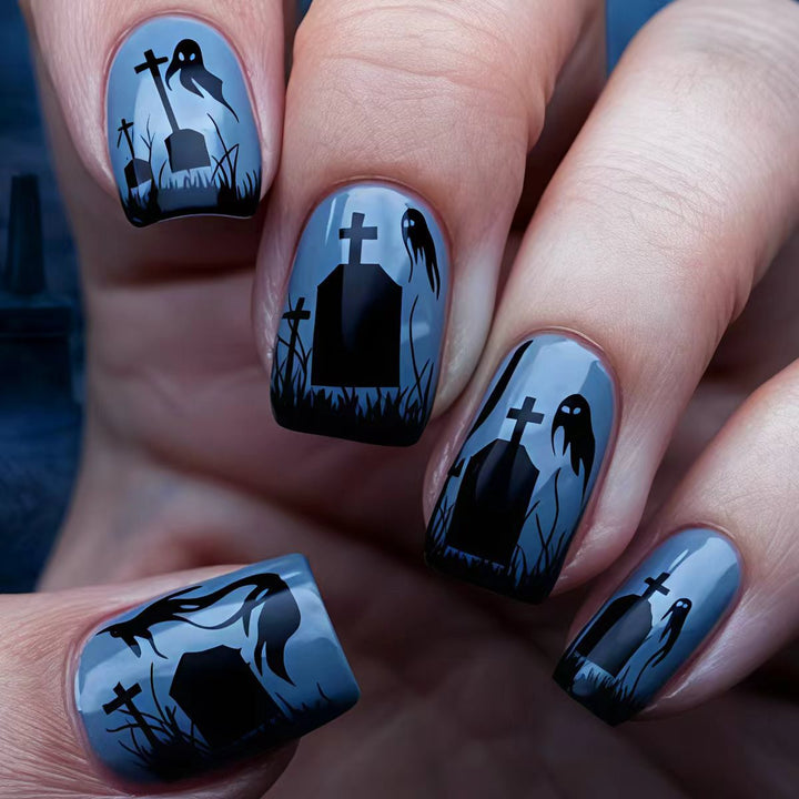 Spooky Themed Nail Art Kalsten