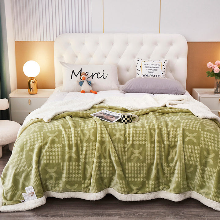 Women's Cozy and Comfortable Bedspread Kalsten