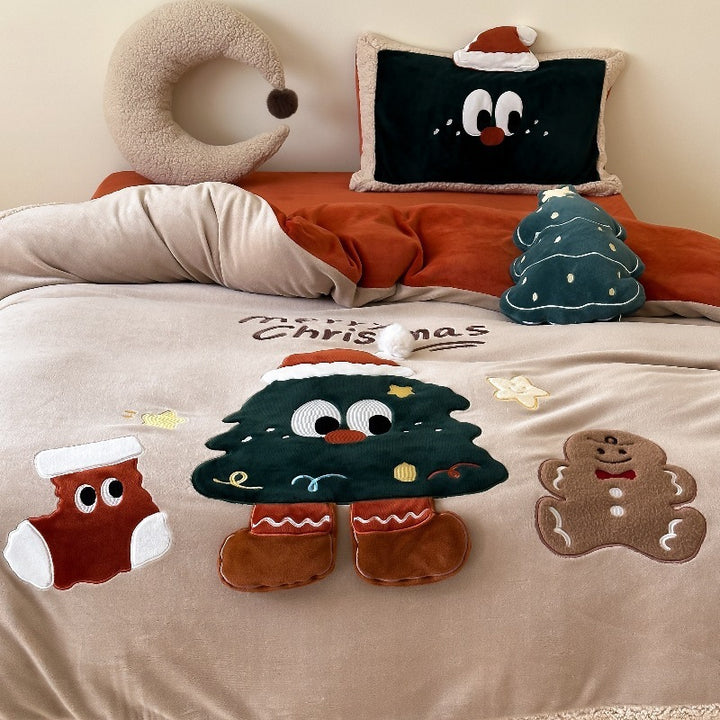 Children's bedding set with cozy plush appliqués and Sherpa edging