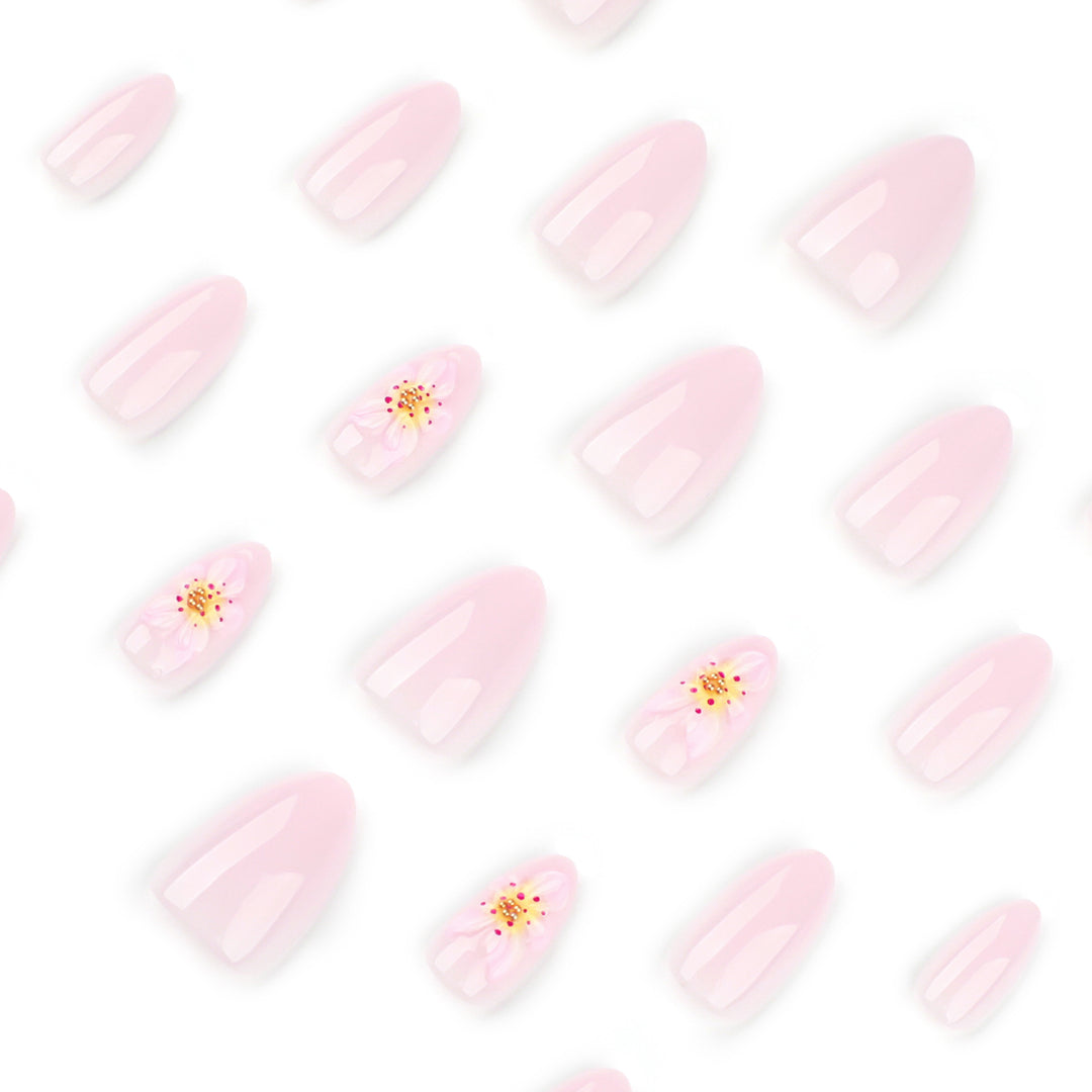 Artful Nail Extensions with Delicate Flower Designs Kalsten