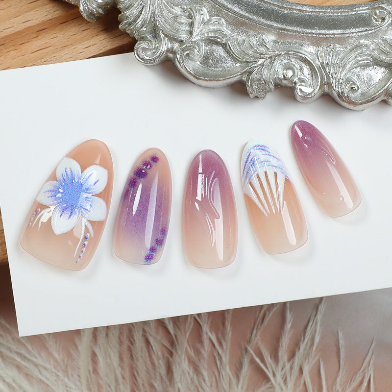 Elegant Floral Press-On Nail Art Set