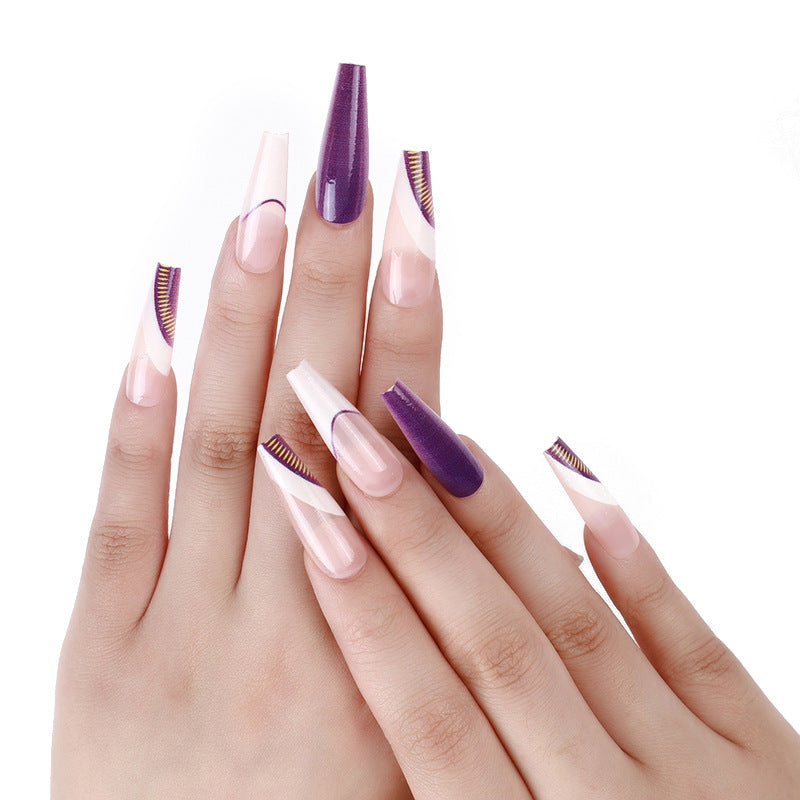 Artificial nails with stylish geometric accents Kalsten