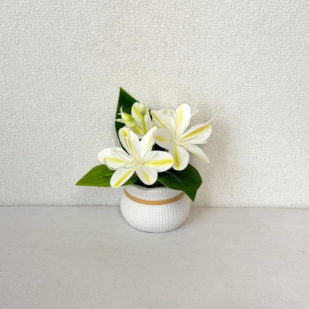 Artificial Floral Arrangement for Decorative Home Display