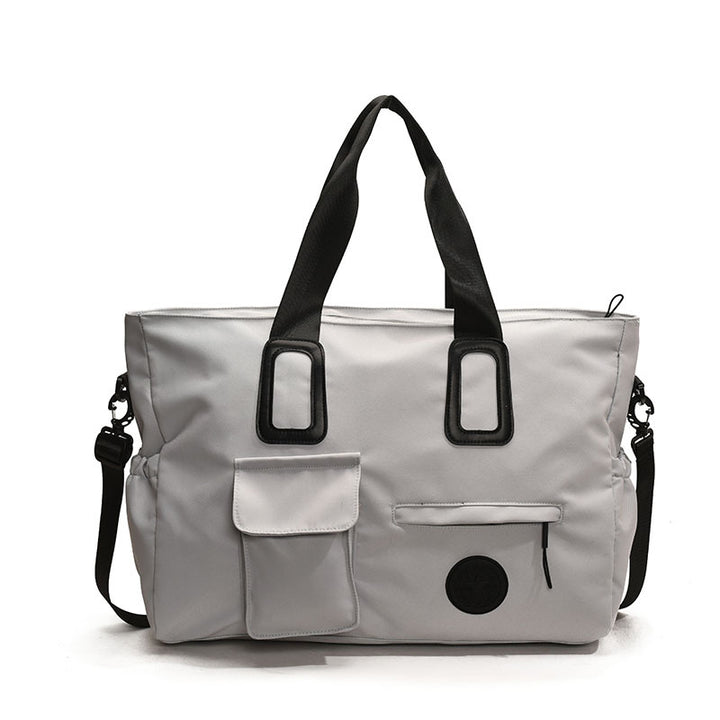 Multifunctional leisure bag with sturdy carrying handles and many compartments Kalsten