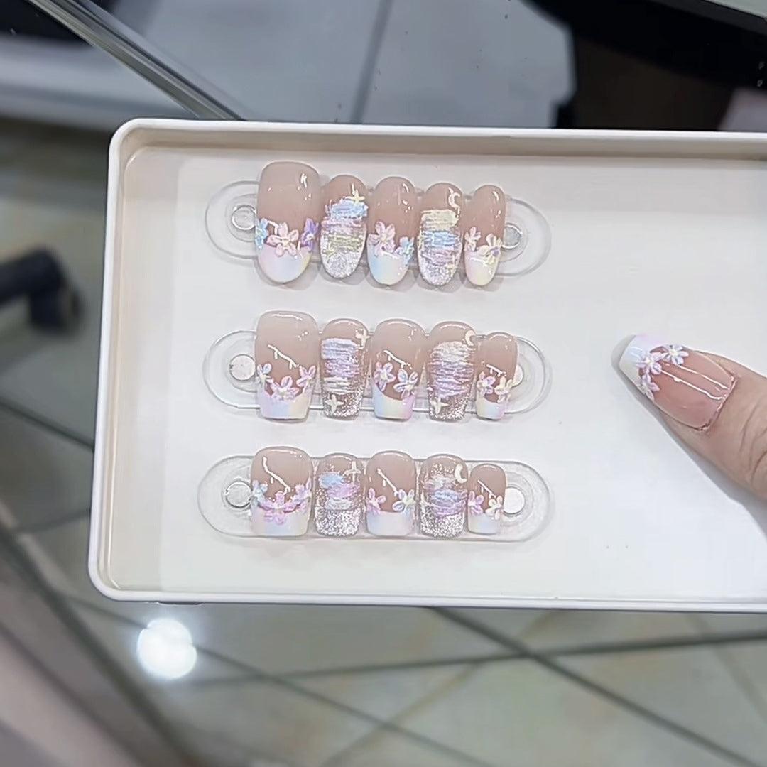 Floral-Designed Press-On Nails Kalsten