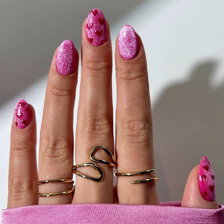 Fashionable artificial nails with heart design Kalsten